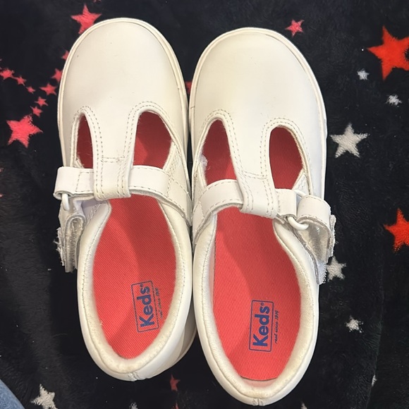 Keds Girls size 11 1/2  Daphne kids new Velcro white hard to find tennis shoes - Picture 2 of 5